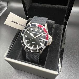 Emporio Armani Mens Diver Quartz AR11341 Classic 43mm Black Dial Rubber Watch